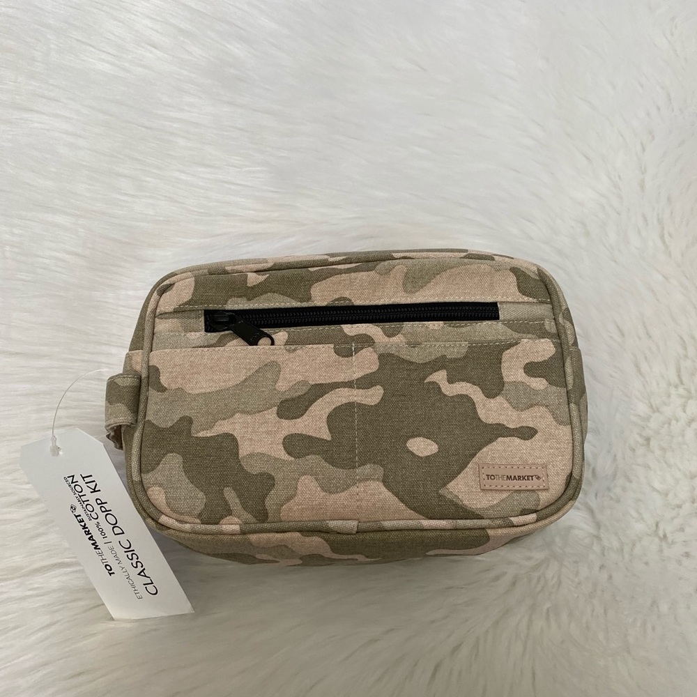 🟢NEW wTag-TO THE MARKET Sand Camouflage Dopp Kit